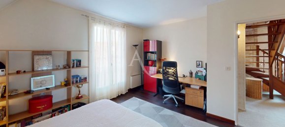 5 bedrooms Castles in Pontault-Combault, France No. 162735 12