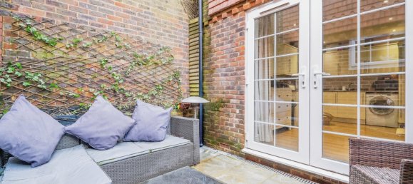 2 bedrooms House in Billingshurst, United Kingdom No. 2359 12