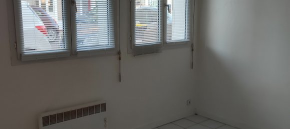 Studio in Royan, France No. 282326 5