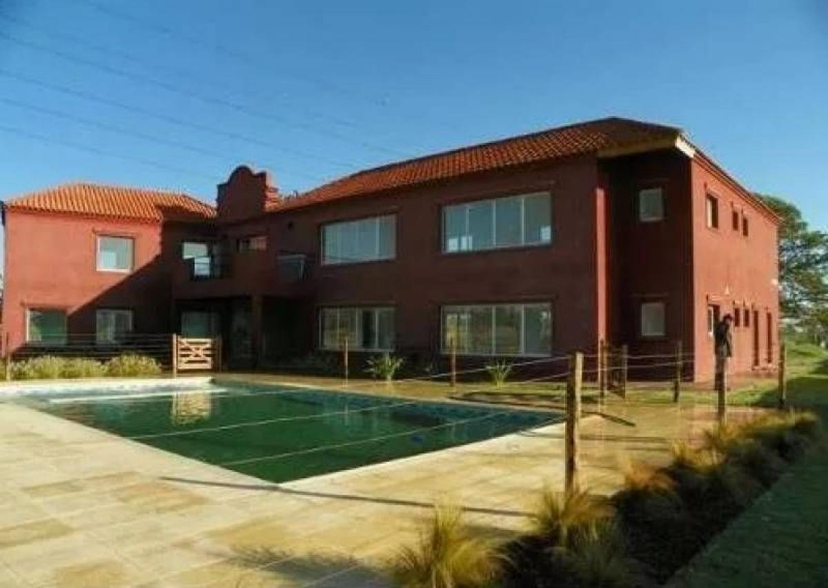  Land in Escobar, Argentina No. 43852