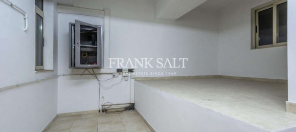 195m² Office in Sliema, Malta No. 12807 8