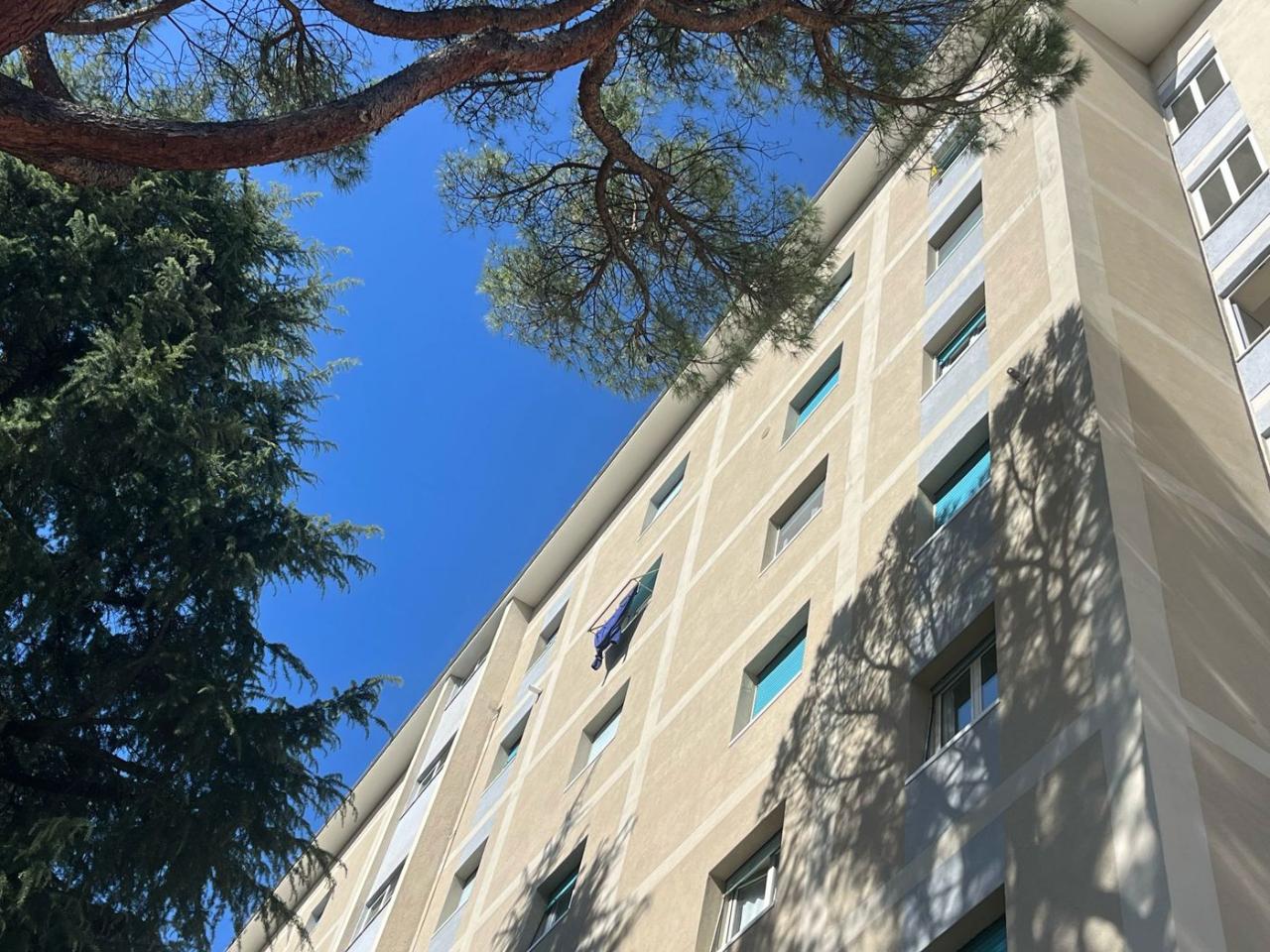 3 rooms Apartment in Rome, Italy No. 8667