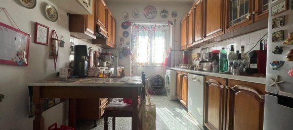 3 rooms Apartment in Rome, Italy No. 8667 6