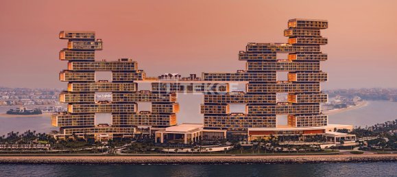 2 bedrooms Apartment in Palm Jumeirah, UAE No. 101684 2