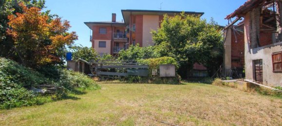 1050m² Land in Novara, Italy No. 28494 7