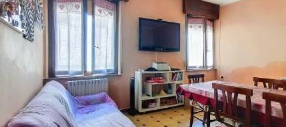 4 bedrooms Apartment in Marcaria, Italy No. 5065 3