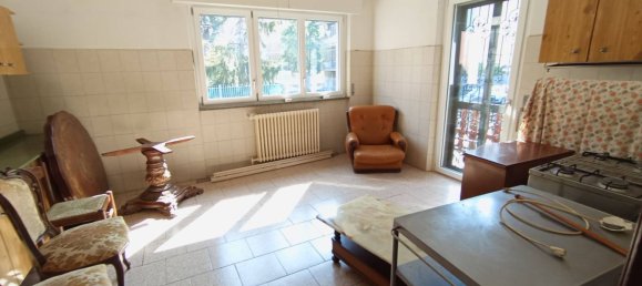4 rooms Villa in Cinisello Balsamo, Italy No. 287570 7