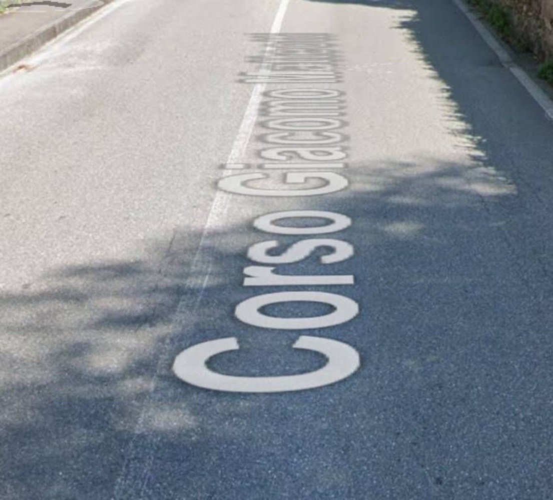 4غرفة شقة في Lecco, Italy رقم 282132