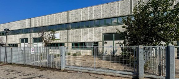 1-Zimmer Lagerhaus in Zelo Buon Persico, Italy, Nr. 61119 30