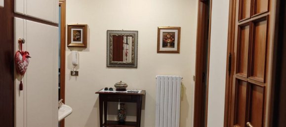 Casa de 4 divisões em Cutro, Italy N.º 254558 3