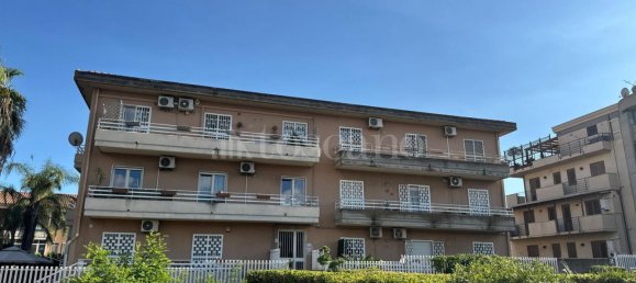 3 rooms Apartment in Catania, Italy No. 278987 29