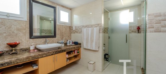 4 bedrooms Villa in Meadows, UAE No. 30545 8