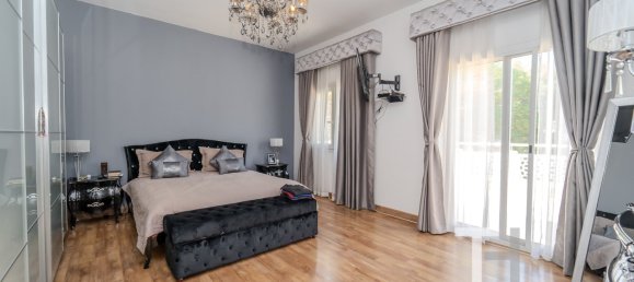 4 bedrooms Villa in Meadows, UAE No. 30545 7