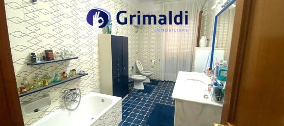 Квартира с 3 спальнями в Формия, Италия № 272782 13