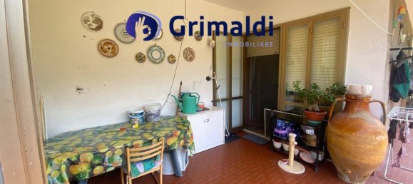 Квартира с 3 спальнями в Формия, Италия № 272782 16