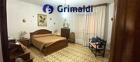 Квартира с 3 спальнями в Формия, Италия № 272782 10