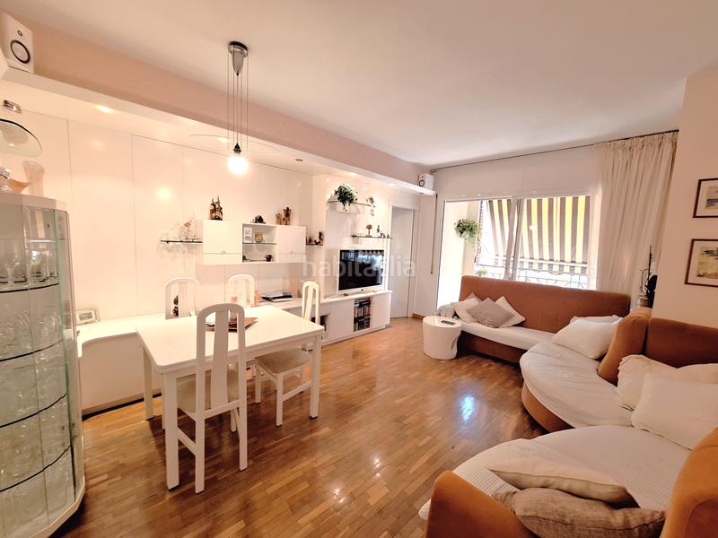 4 bedrooms Apartment in L'Hospitalet de Llobregat, Spain No. 216258