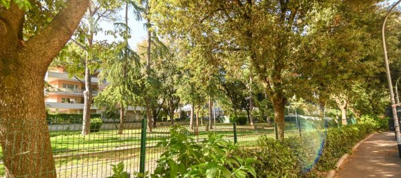 6 rooms Apartment in Rome, Italy No. 12656 39