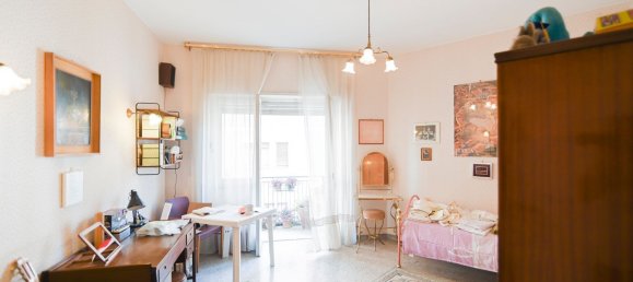 6 rooms Apartment in Rome, Italy No. 12656 18