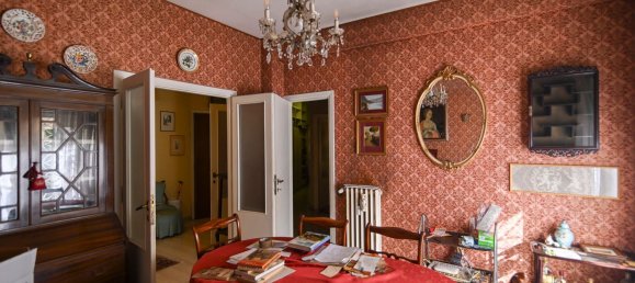 6 rooms Apartment in Rome, Italy No. 12656 12