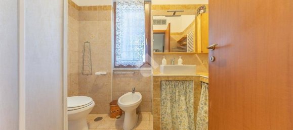 Casa de 2 dormitorios en Guidonia Montecelio, Italy No. 304072 22