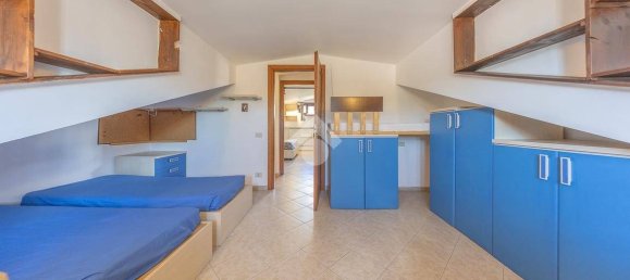 Casa de 2 dormitorios en Guidonia Montecelio, Italy No. 304072 27