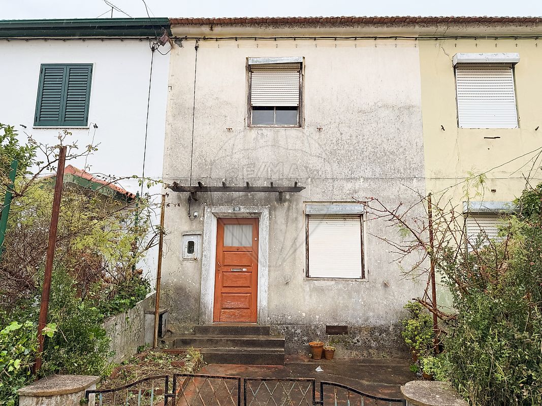 Casa de 3 dormitorios en Coimbra, Portugal No. 33544