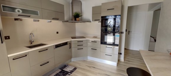 4 bedrooms Villa in Novalaise, France No. 201434 4