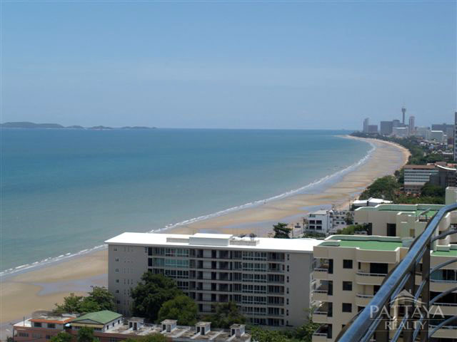 3 bedrooms Condo in Pattaya, Thailand No. 1421
