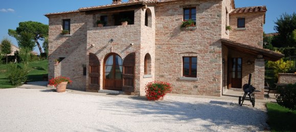 5 bedrooms House in Cortona, Italy No. 58502 11