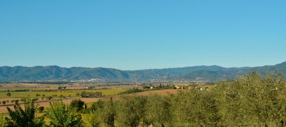 5 bedrooms House in Cortona, Italy No. 58502 14