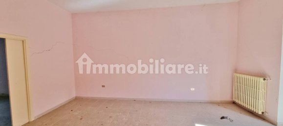 5 bedrooms House in Castel Baronia, Italy No. 125594 19