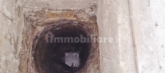 5 bedrooms House in Castel Baronia, Italy No. 125594 10