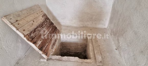 5 bedrooms House in Castel Baronia, Italy No. 125594 9