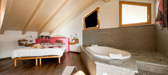 3 rooms Apartment in Roveré della Luna, Italy No. 234463 20