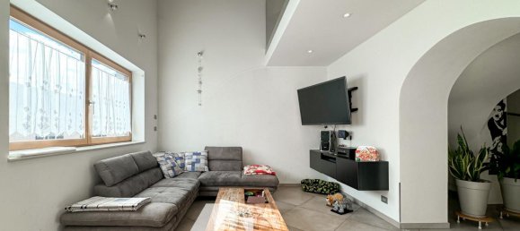 3 rooms Apartment in Roveré della Luna, Italy No. 234463 6