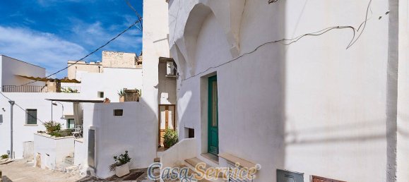 1 bedroom Apartment in Matino, Italy No. 288255 3