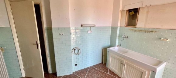 5غرفة شقة في Novi Ligure, Italy رقم 36710 10