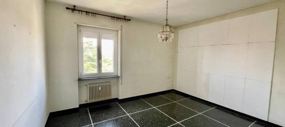 5غرفة شقة في Novi Ligure, Italy رقم 36710 4