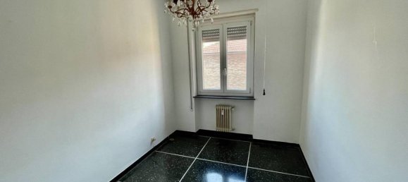 5غرفة شقة في Novi Ligure, Italy رقم 36710 5