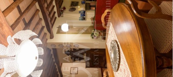 7 rooms House in Capannori, Italy No. 10410 36