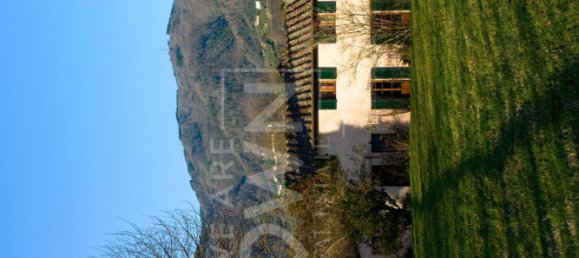 7 rooms House in Capannori, Italy No. 10410 17