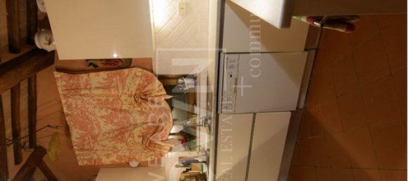 7 rooms House in Capannori, Italy No. 10410 40