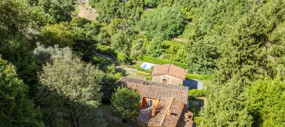 4 bedrooms House in Pescia, Italy No. 257821 6