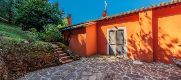 4 bedrooms House in Pescia, Italy No. 257821 30