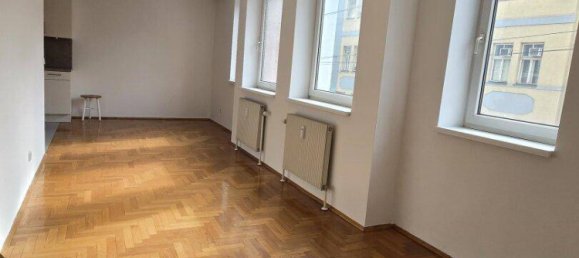 Studio in Penzing, Austria No. 205913 3