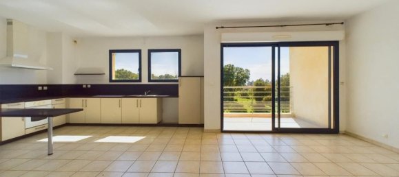 2 bedrooms Apartment in Ajaccio, France No. 74183 3