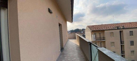 Apartamento de 3 habitaciónes en Abbiategrasso, Italy No. 7841 7