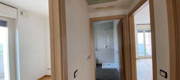 Apartamento de 3 habitaciónes en Abbiategrasso, Italy No. 7841 6