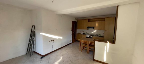 5-Zimmer Haus in Sondrio, Italy, Nr. 117473 8